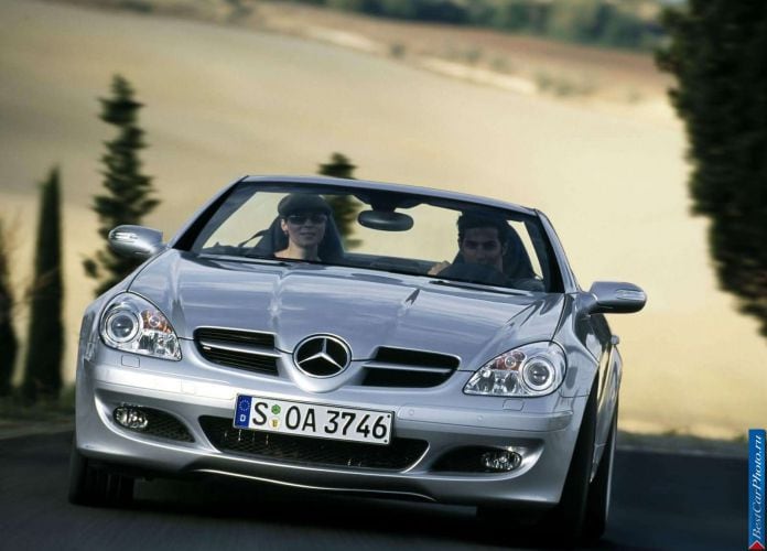 2005 Mercedes-Benz SLK350 - фотография 6 из 123