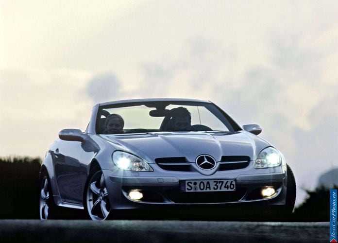 2005 Mercedes-Benz SLK350 - фотография 11 из 123 2005 Mercedes-Benz SLK350 - фотография 11 из 123