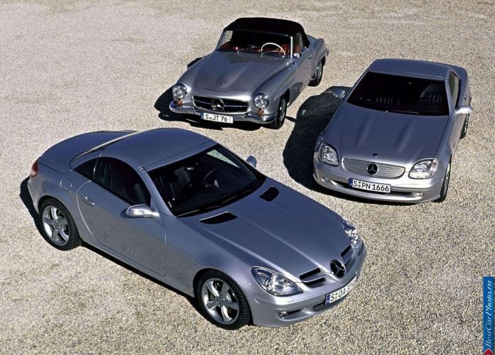 2005 Mercedes-Benz SLK350 - фотография 19 из 123