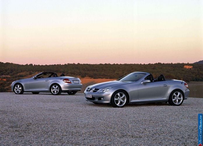 2005 Mercedes-Benz SLK350 - фотография 23 из 123