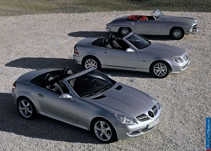 2005 Mercedes-Benz SLK350 - фотография 24 из 123