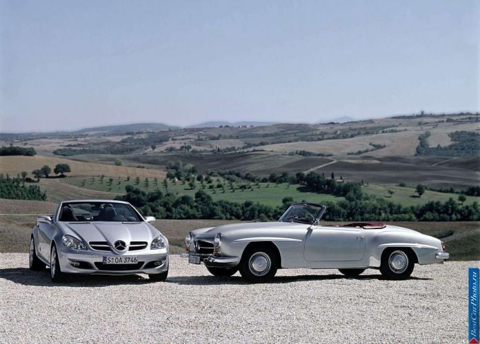 2005 Mercedes-Benz SLK350 - фотография 29 из 123