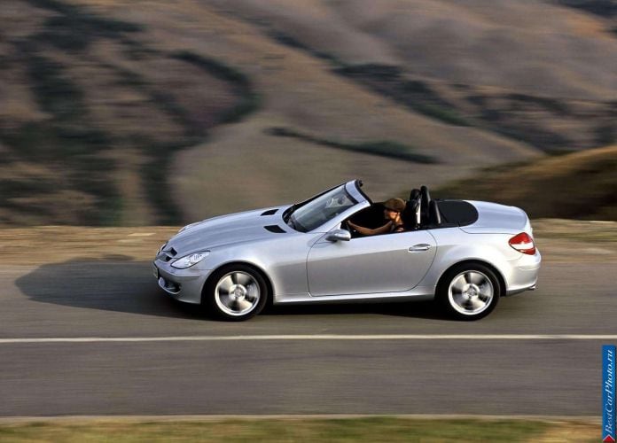 2005 Mercedes-Benz SLK350 - фотография 40 из 123 2005 Mercedes-Benz SLK350 - фотография 40 из 123