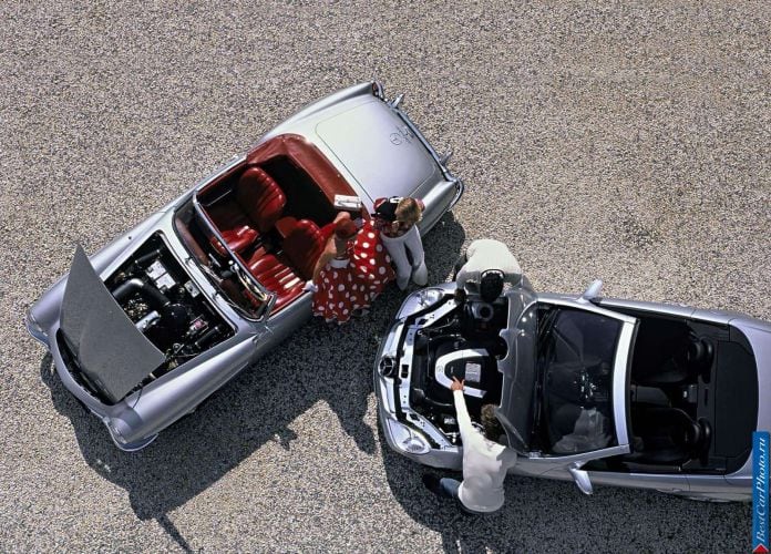 2005 Mercedes-Benz SLK350 - фотография 54 из 123