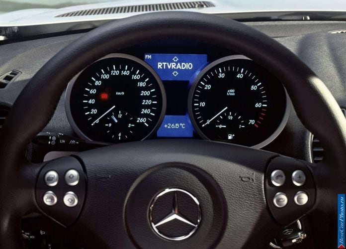 2005 Mercedes-Benz SLK350 - фотография 59 из 123 2005 Mercedes-Benz SLK350 - фотография 59 из 123