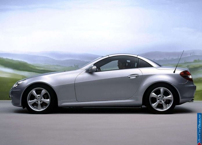 2005 Mercedes-Benz SLK350 - фотография 72 из 123 2005 Mercedes-Benz SLK350 - фотография 72 из 123