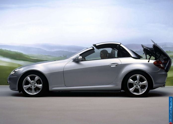 2005 Mercedes-Benz SLK350 - фотография 73 из 123