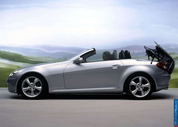 2005 Mercedes-Benz SLK350 - фотография 76 из 123 2005 Mercedes-Benz SLK350 - фотография 76 из 123