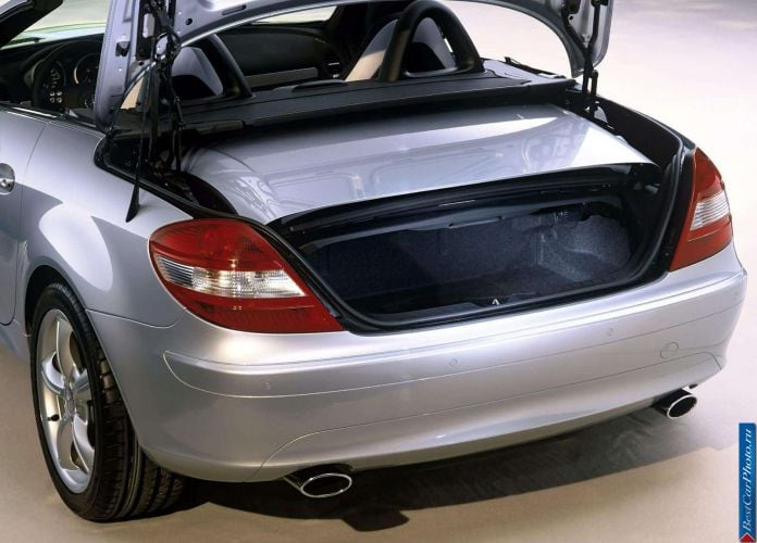 2005 Mercedes-Benz SLK350 - фотография 86 из 123 2005 Mercedes-Benz SLK350 - фотография 86 из 123
