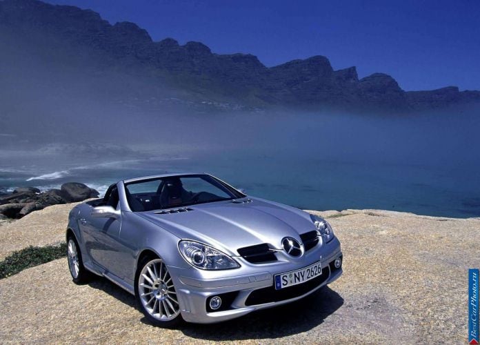 2005 Mercedes-Benz SLK55 AMG - фотография 1 из 43