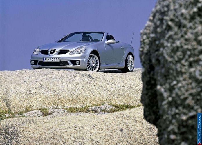 2005 Mercedes-Benz SLK55 AMG - фотография 3 из 43