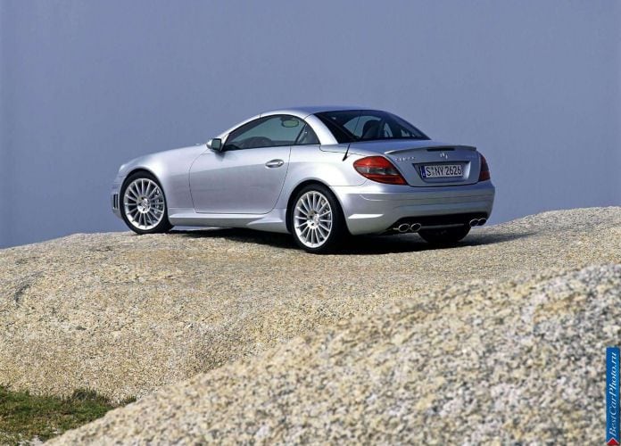 2005 Mercedes-Benz SLK55 AMG - фотография 13 из 43