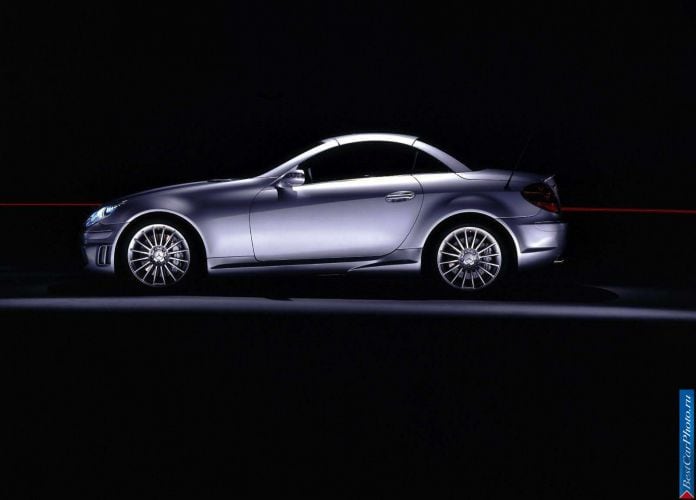 2005 Mercedes-Benz SLK55 AMG - фотография 21 из 43 2005 Mercedes-Benz SLK55 AMG - фотография 21 из 43