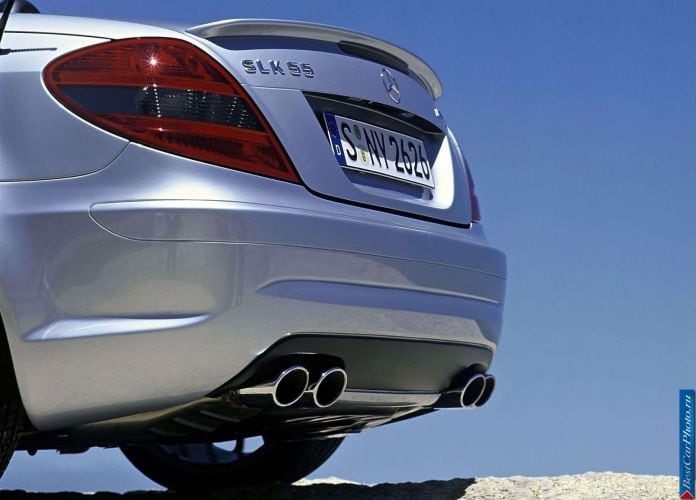 2005 Mercedes-Benz SLK55 AMG - фотография 34 из 43 2005 Mercedes-Benz SLK55 AMG - фотография 34 из 43