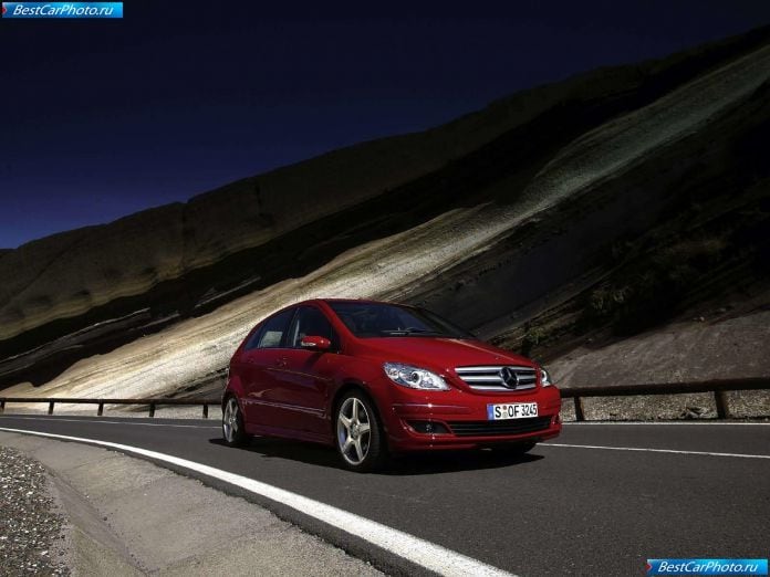 2006 Mercedes-Benz B200 Turbo - фотография 2 из 94