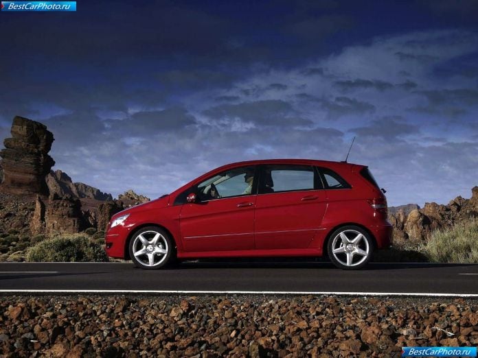 2006 Mercedes-Benz B200 Turbo - фотография 17 из 94 2006 Mercedes-Benz B200 Turbo - фотография 17 из 94