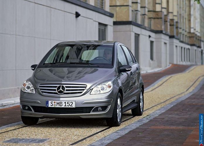 2006 Mercedes-Benz B150 - фотография 3 из 21