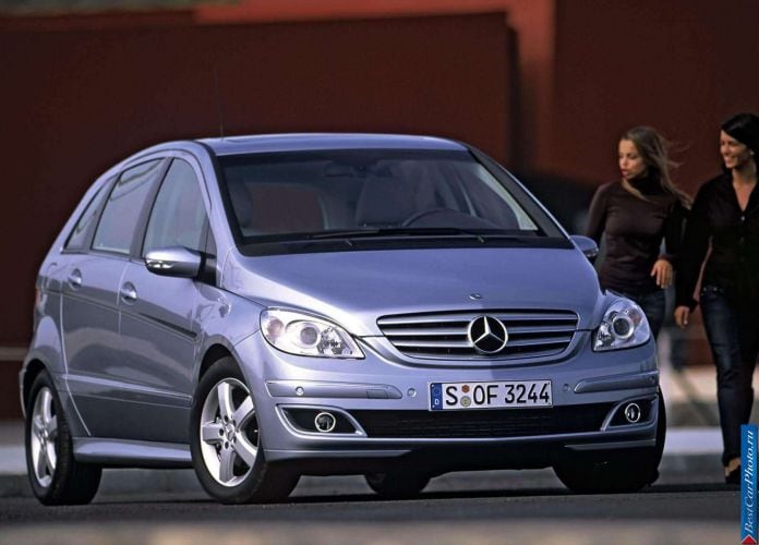 2006 Mercedes-Benz B200 CDi - фотография 1 из 69 2006 Mercedes-Benz B200 CDi - фотография 1 из 69