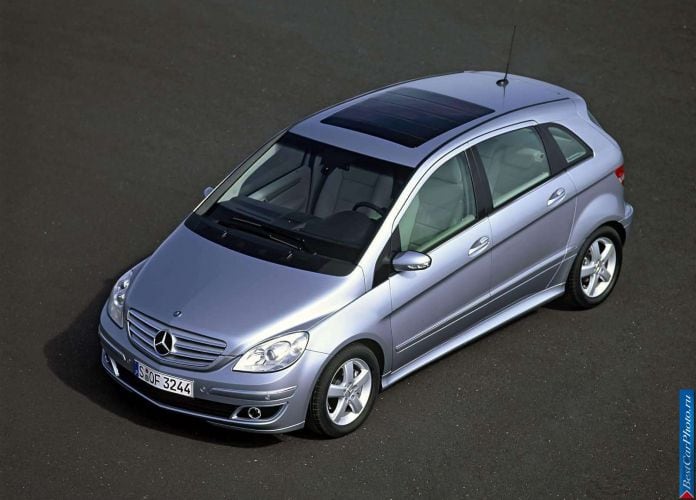2006 Mercedes-Benz B200 CDi - фотография 18 из 69 2006 Mercedes-Benz B200 CDi - фотография 18 из 69