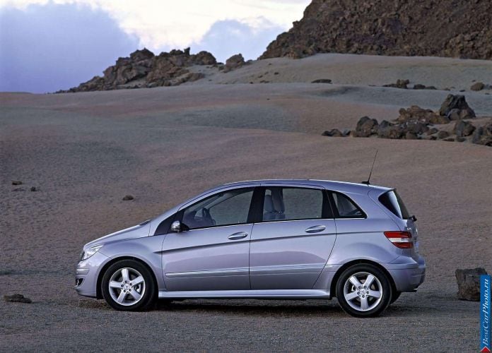 2006 Mercedes-Benz B200 CDi - фотография 25 из 69 2006 Mercedes-Benz B200 CDi - фотография 25 из 69