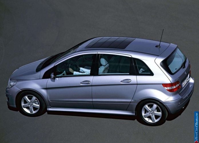 2006 Mercedes-Benz B200 CDi - фотография 31 из 69 2006 Mercedes-Benz B200 CDi - фотография 31 из 69