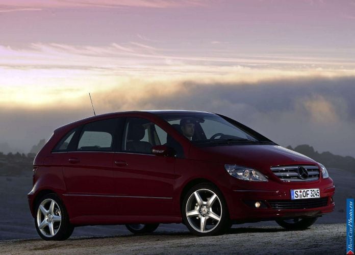 2006 Mercedes-Benz B200 Turbo - фотография 47 из 94 2006 Mercedes-Benz B200 Turbo - фотография 47 из 94