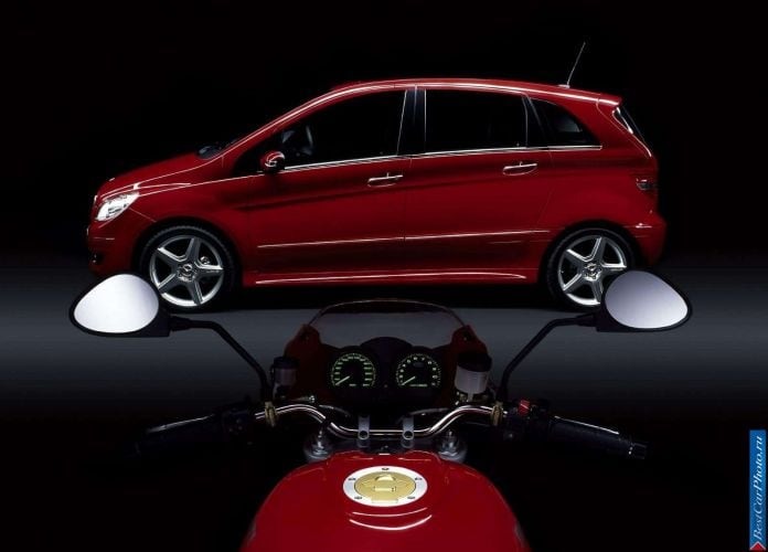 2006 Mercedes-Benz B200 Turbo - фотография 62 из 94 2006 Mercedes-Benz B200 Turbo - фотография 62 из 94