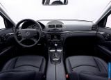 mercedes-benz_2006_e_63_amg_011.jpg