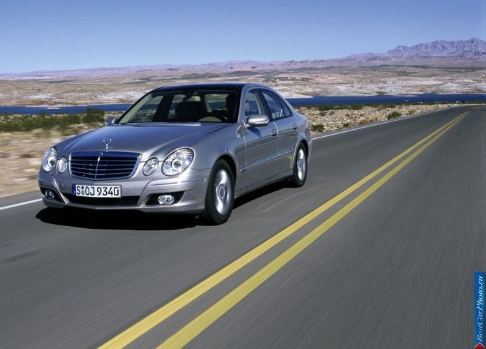 2006 Mercedes-Benz E-Class - фотография 6 из 33 2006 Mercedes-Benz E-Class - фотография 6 из 33
