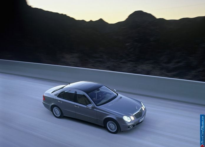 2006 Mercedes-Benz E-Class - фотография 7 из 33 2006 Mercedes-Benz E-Class - фотография 7 из 33
