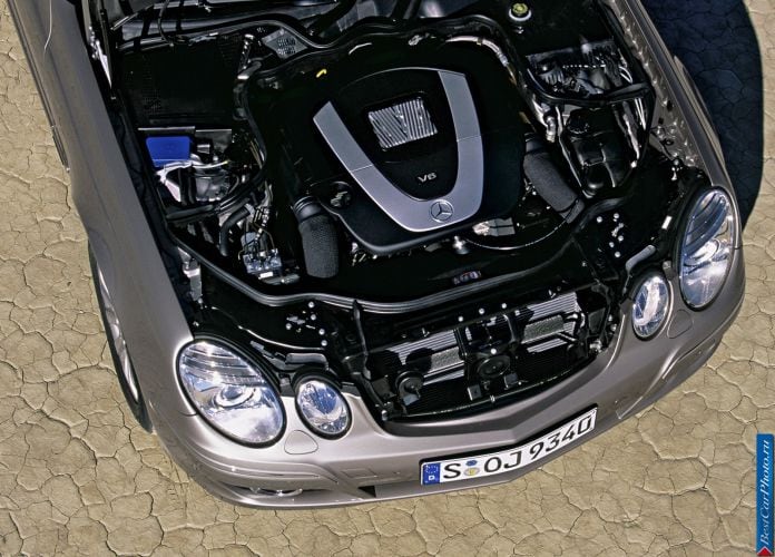 2006 Mercedes-Benz E-Class - фотография 29 из 33
