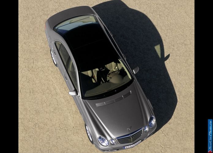 2006 Mercedes-Benz E-Class - фотография 30 из 33