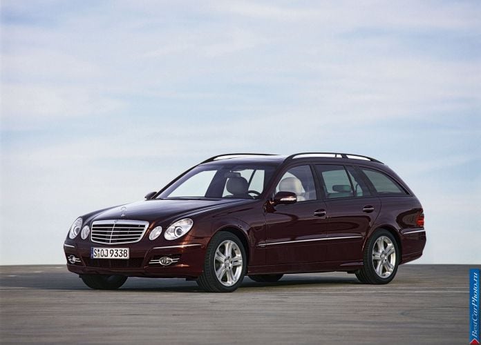 2006 Mercedes-Benz E-Class Estate - фотография 10 из 33