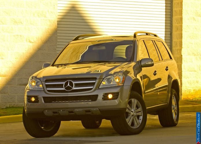 2006 Mercedes-Benz GL450 - фотография 6 из 89 2006 Mercedes-Benz GL450 - фотография 6 из 89