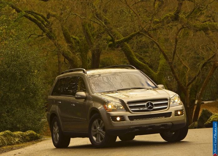2006 Mercedes-Benz GL450 - фотография 7 из 89