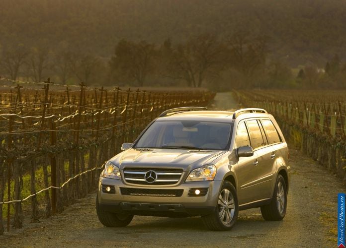 2006 Mercedes-Benz GL450 - фотография 19 из 89 2006 Mercedes-Benz GL450 - фотография 19 из 89