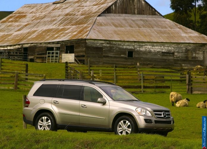 2006 Mercedes-Benz GL450 - фотография 42 из 89