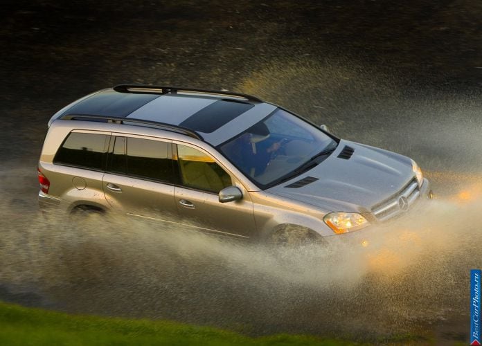 2006 Mercedes-Benz GL450 - фотография 52 из 89