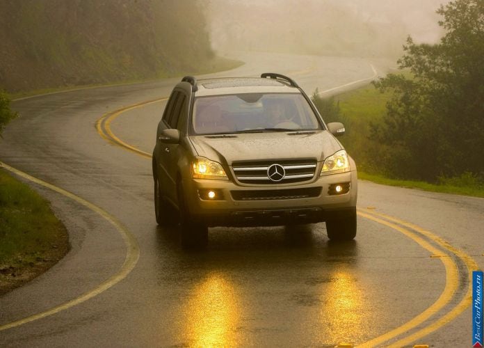 2006 Mercedes-Benz GL450 - фотография 54 из 89