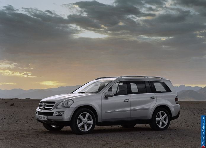 2006 Mercedes-Benz GL 420 CDi - фотография 2 из 10 2006 Mercedes-Benz GL 420 CDi - фотография 2 из 10