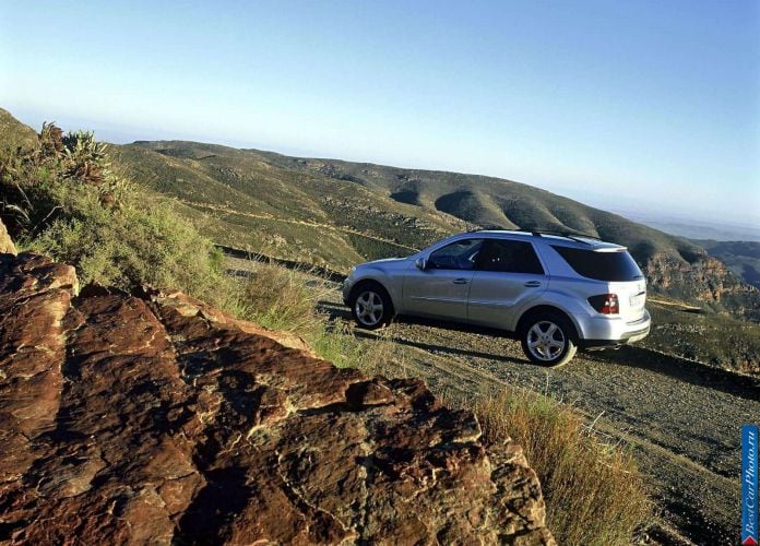 2006 Mercedes-Benz ML350 - фотография 29 из 63 2006 Mercedes-Benz ML350 - фотография 29 из 63