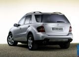 mercedes-benz_2006_ml350_031.jpg