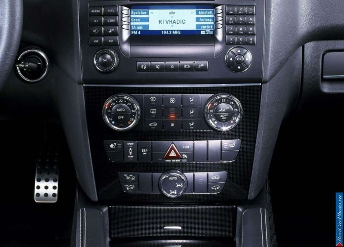 2006 Mercedes-Benz ML350 - фотография 44 из 63