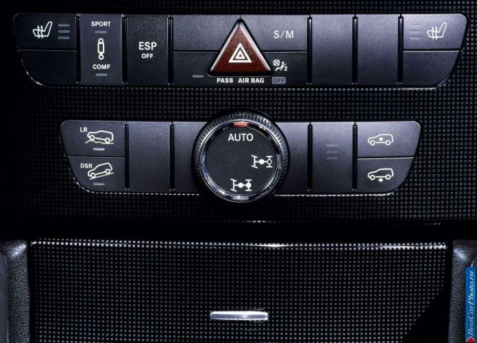 2006 Mercedes-Benz ML350 - фотография 49 из 63 2006 Mercedes-Benz ML350 - фотография 49 из 63