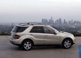 mercedes-benz_2006_ml500_011.jpg