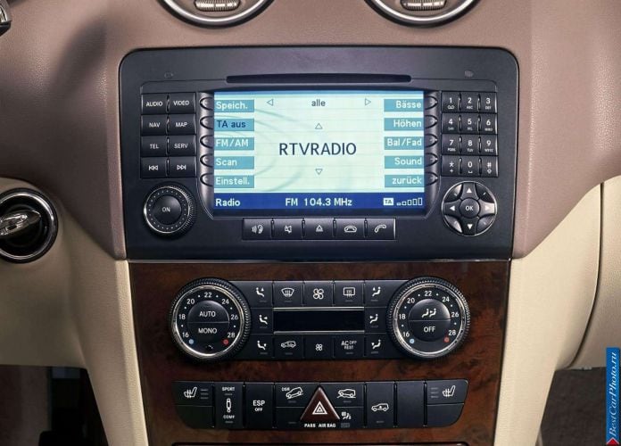 2006 Mercedes-Benz ML500 - фотография 36 из 75