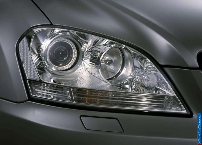 2006 Mercedes-Benz ML500 - фотография 49 из 75