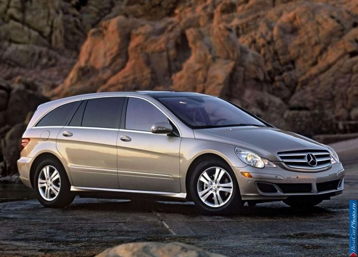 2006 Mercedes-Benz R500 - фотография 3 из 100 2006 Mercedes-Benz R500 - фотография 3 из 100