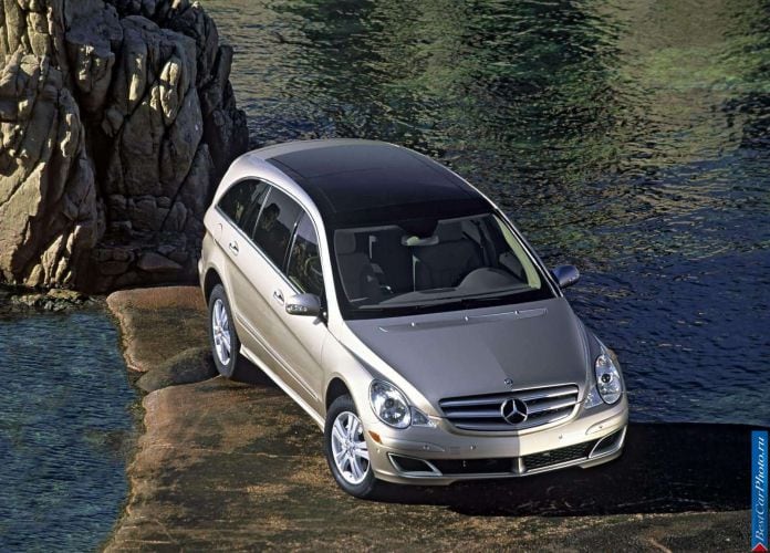 2006 Mercedes-Benz R500 - фотография 23 из 100 2006 Mercedes-Benz R500 - фотография 23 из 100