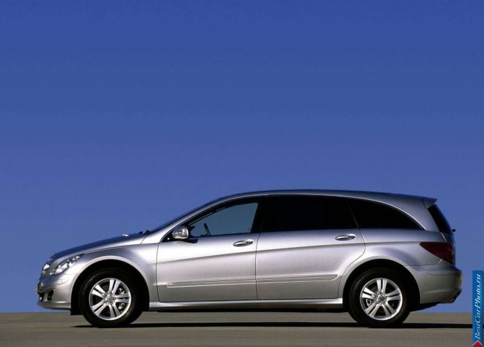 2006 Mercedes-Benz R500 - фотография 27 из 100 2006 Mercedes-Benz R500 - фотография 27 из 100